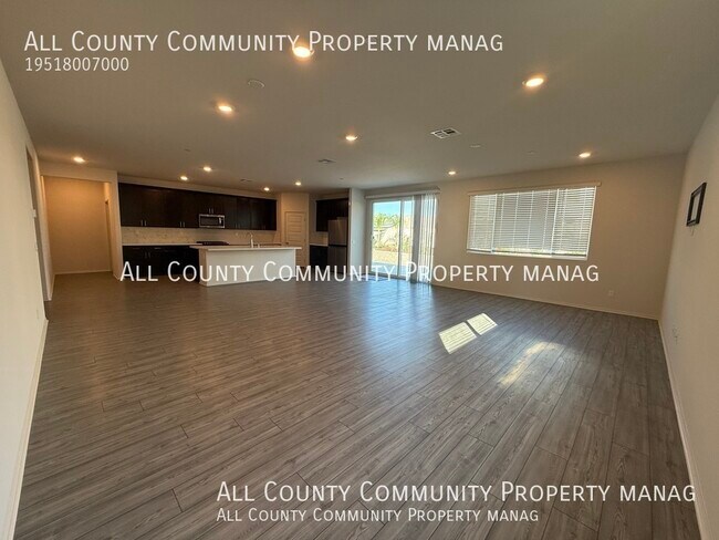 Building Photo - 11615 Zoeller St