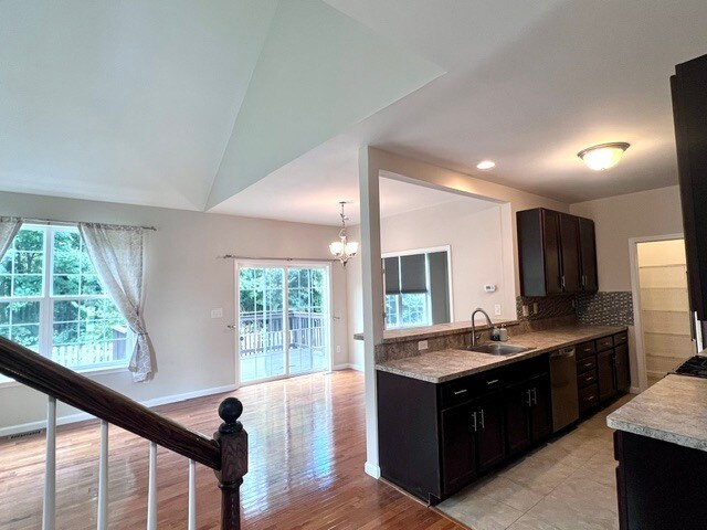 Building Photo - 466 Racite Rd