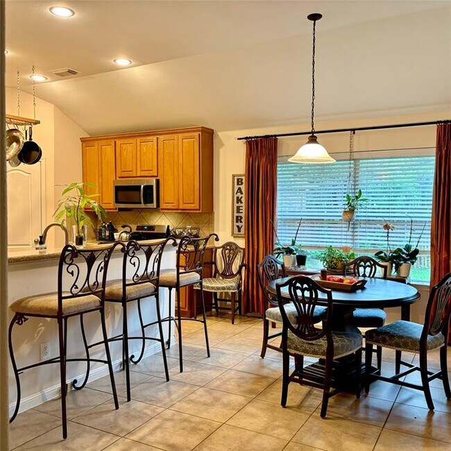 Building Photo - 4025 Wilderness Path Bend