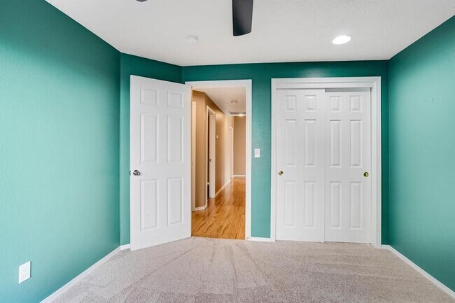 Building Photo - 1075 Mildred Ln SE