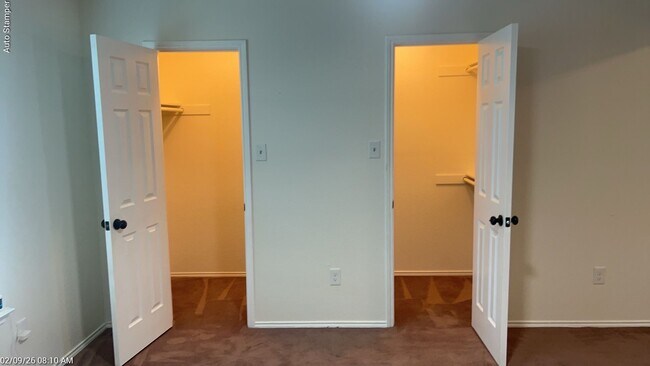 Building Photo - 1008 Meadowlark Dr