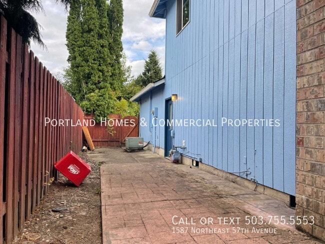 Building Photo - 1587 NE 57th Ave