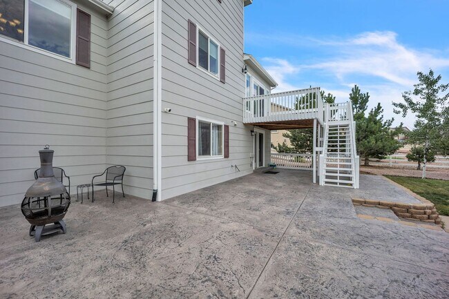 Building Photo - 9811 Carrington Dr