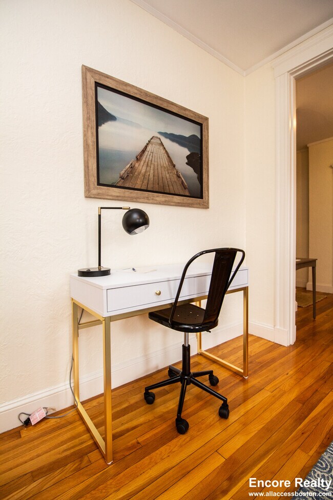 Building Photo - 1945 Commonwealth Ave