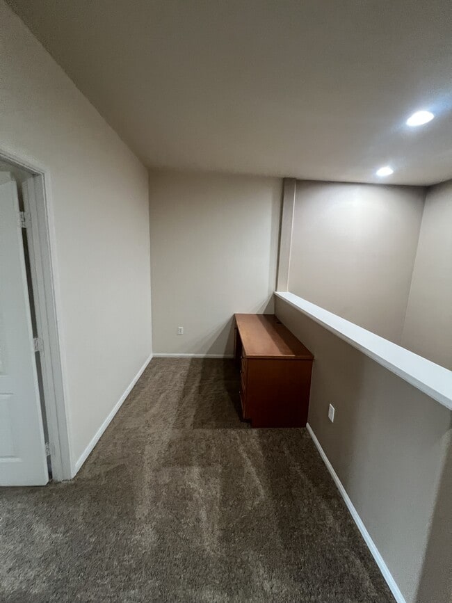 Building Photo - 30505 Canyon Hills Rd