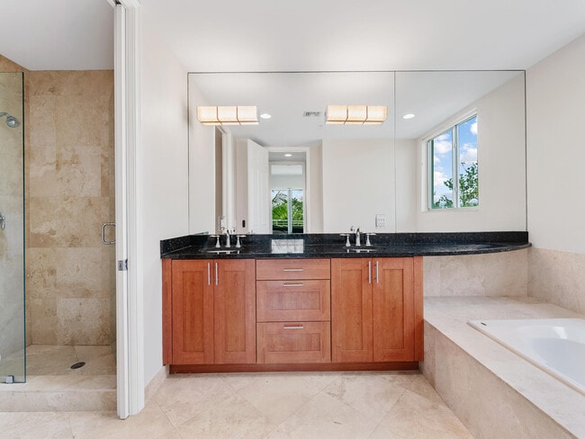 Building Photo - 444 Hendricks Isle