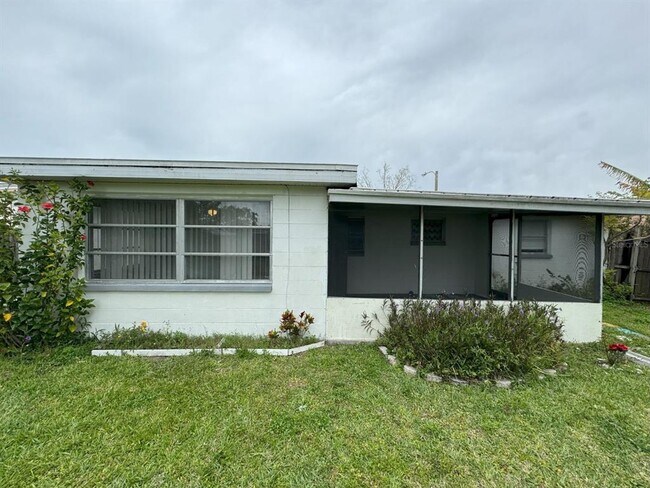 Building Photo - 7410 Castanea Dr