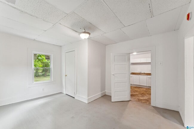 Building Photo - 4405 12th Ct