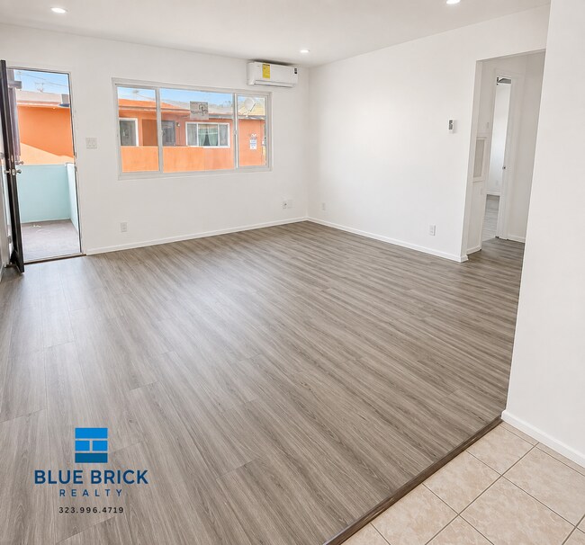 Building Photo - 628 S Burger Ave
