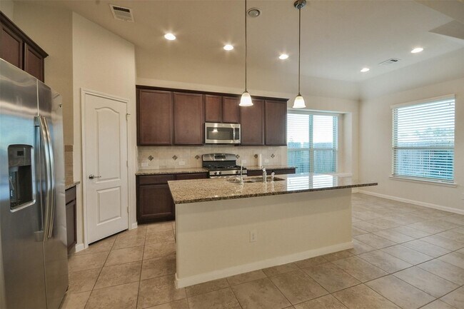 Building Photo - 3643 Cottage Pines Ln