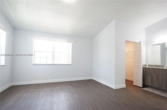 Building Photo - 610 NW 108th Terrace