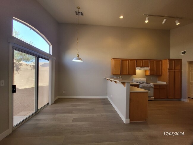 Building Photo - 2817 N Porcupine Flat St