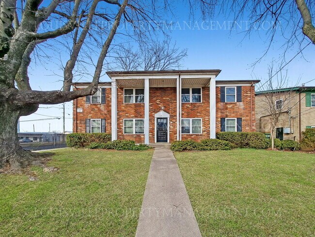 Primary Photo - 1711 Valley Forge Way