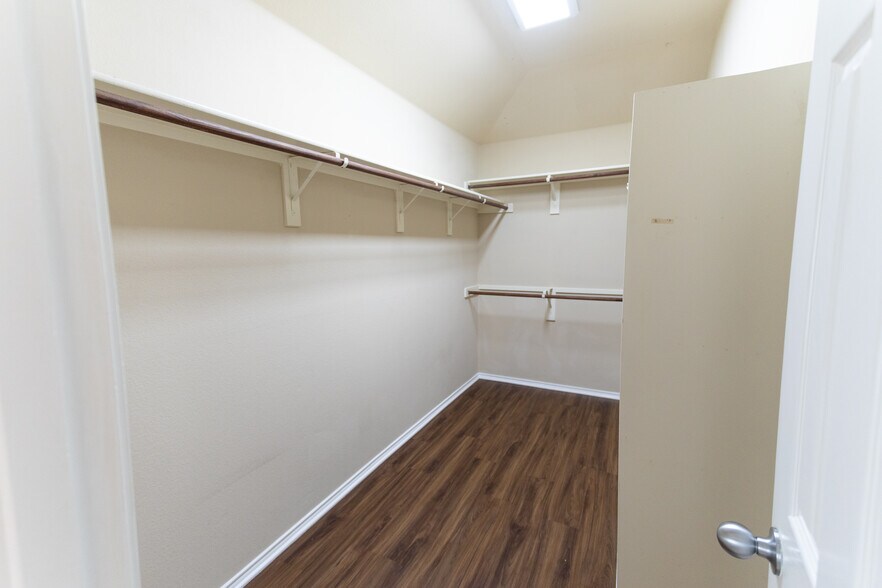 Principle Walk-in Closet - 500 Promise Creek Drive