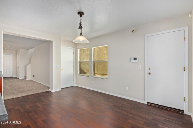 Building Photo - 17255 N 184th Dr