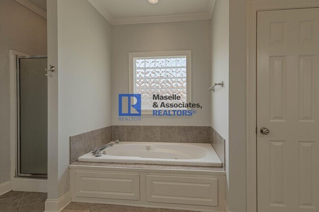 Building Photo - 3 Bed/2 Bath Home in Madison in Devlin Spr...
