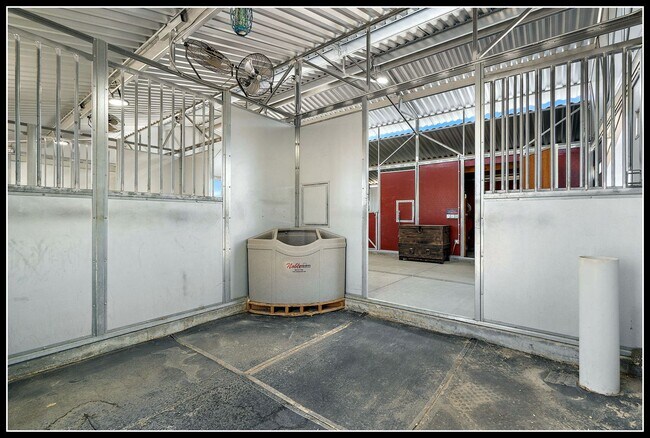 Building Photo - 3 Acre Horse Ranch & Home Rental SE Boise ...
