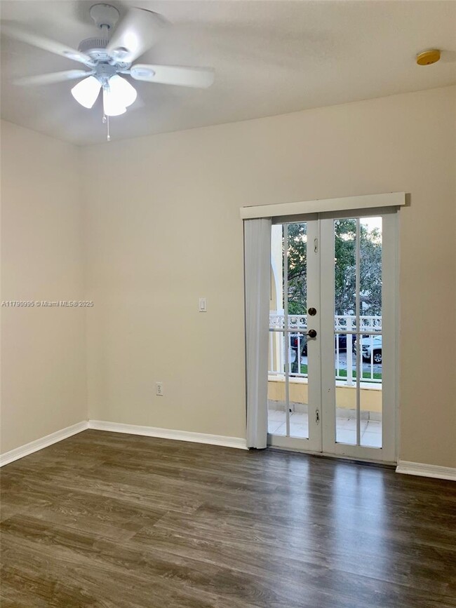 Building Photo - 8219 SW 165th Ct