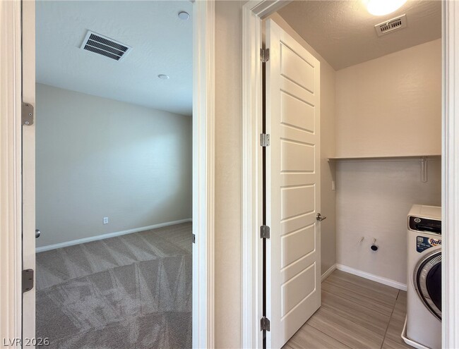 Building Photo - 141 Neverland Ave