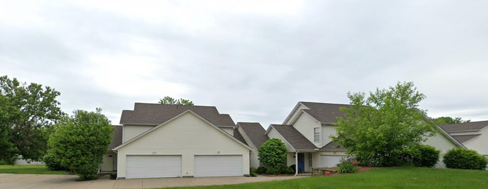 Building Photo - 1559 Olympus Dr