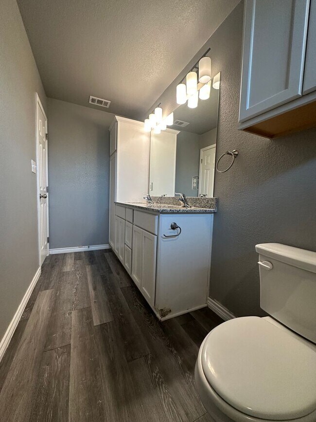 Building Photo - 3Bd/2Ba in Temple TX