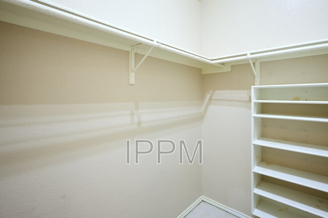 Building Photo - 1309 Summerfield Ln