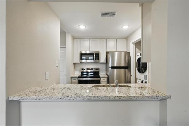 Building Photo - 5325 Bent Tree Forest Dr