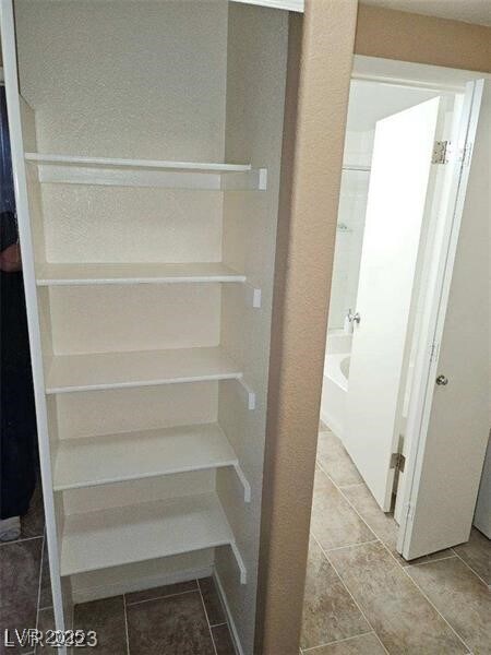 Building Photo - 2201 Ramsgate Dr