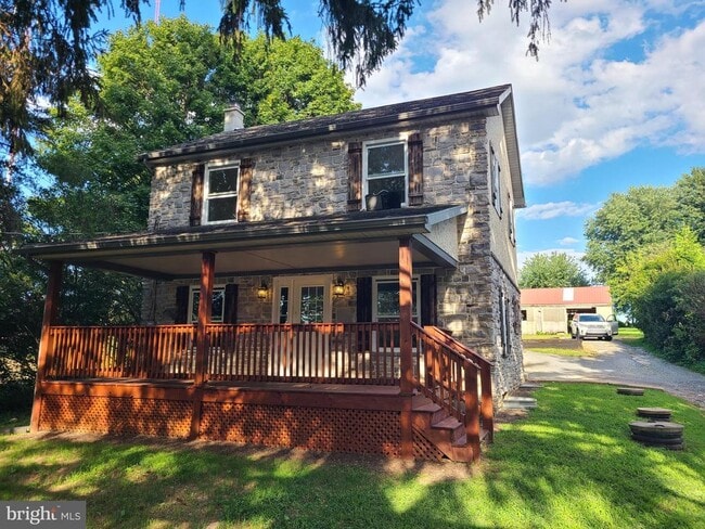 Building Photo - 693 Lancaster Pike