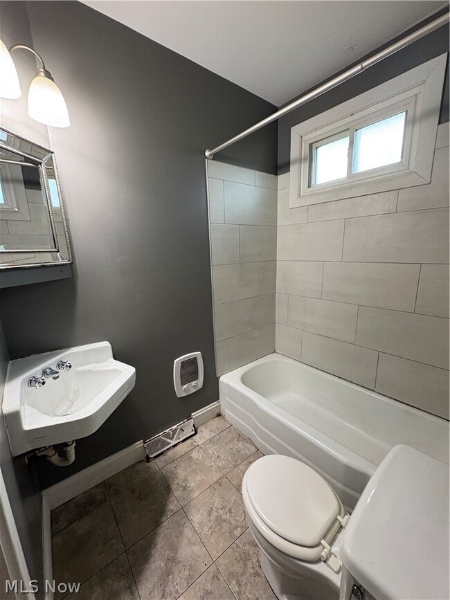 Building Photo - 74 Homestead Dr