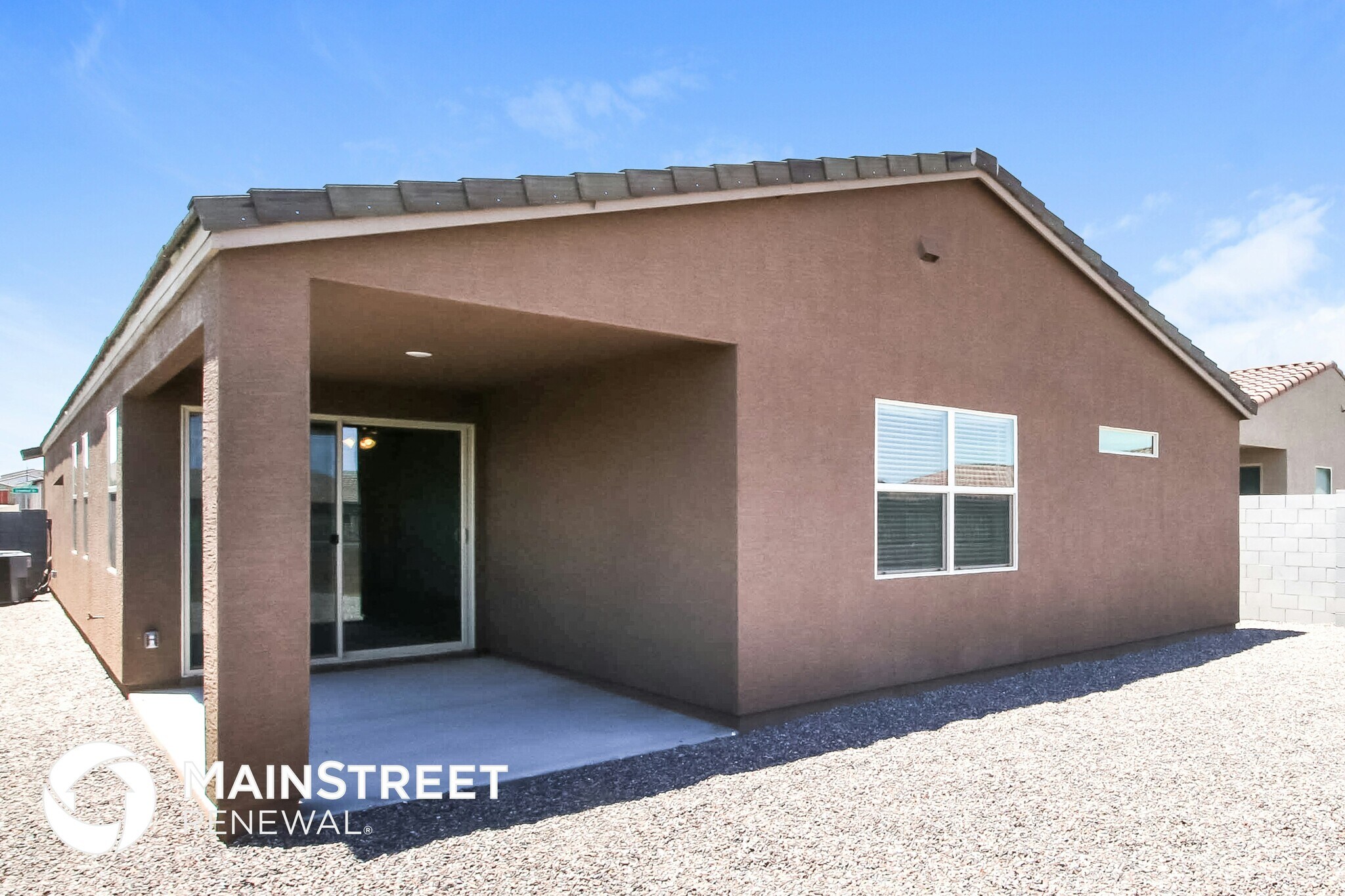 Building Photo - 4386 Greenleaf Dr