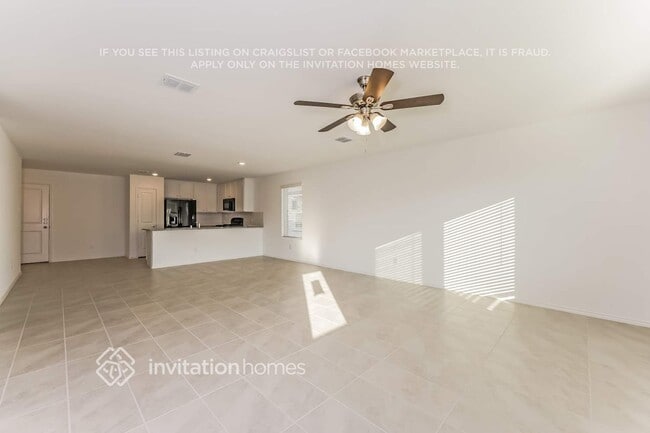 Building Photo - 2403 Ava Dr