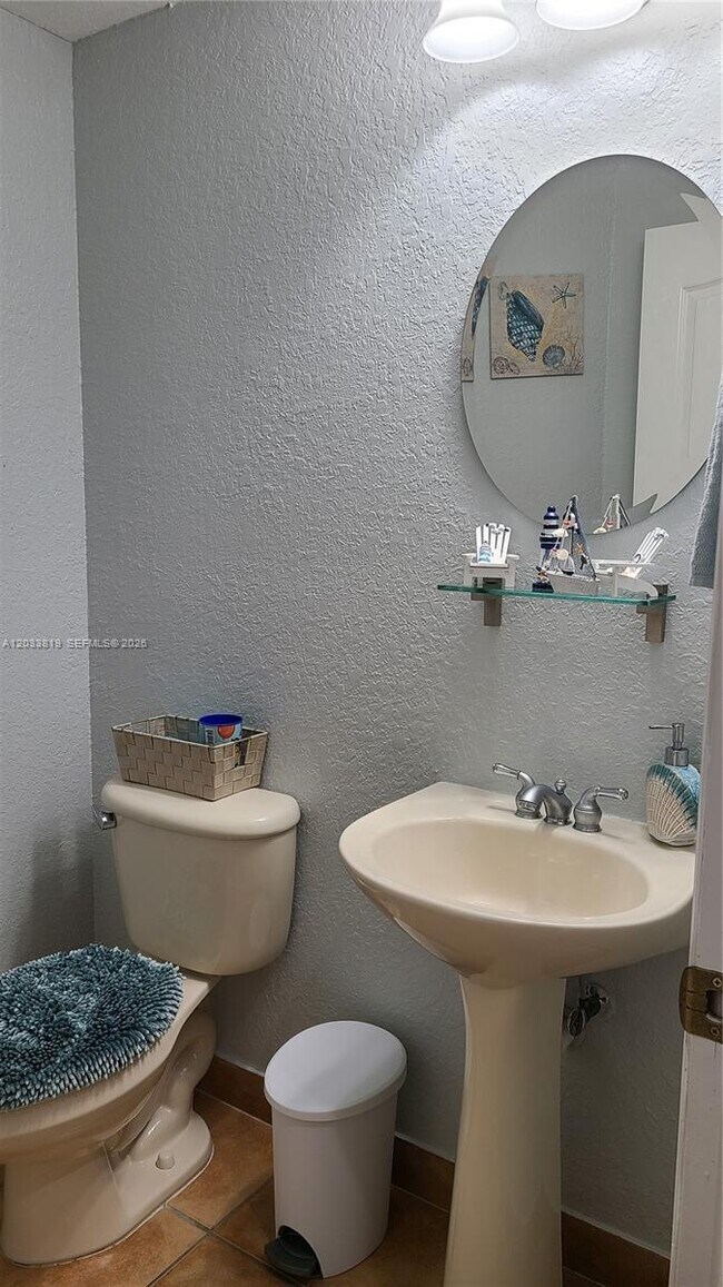 Building Photo - 886 SW 149th Ct