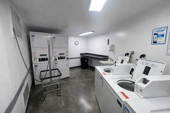 Building Photo - Top-Floor Oceanview Studio with Private Balcony - Redondo Beach Pier in Your Backyard