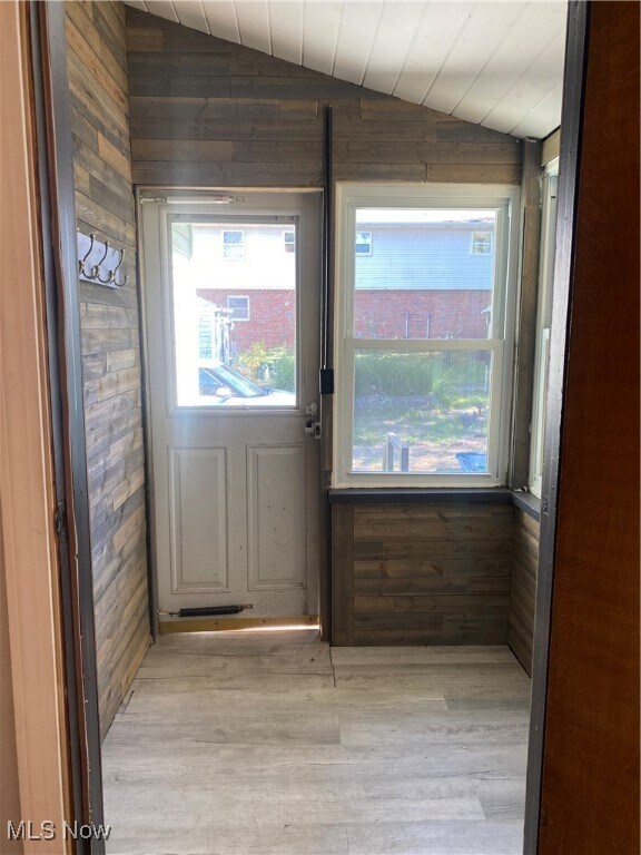 Building Photo - 240 Edwin St NW