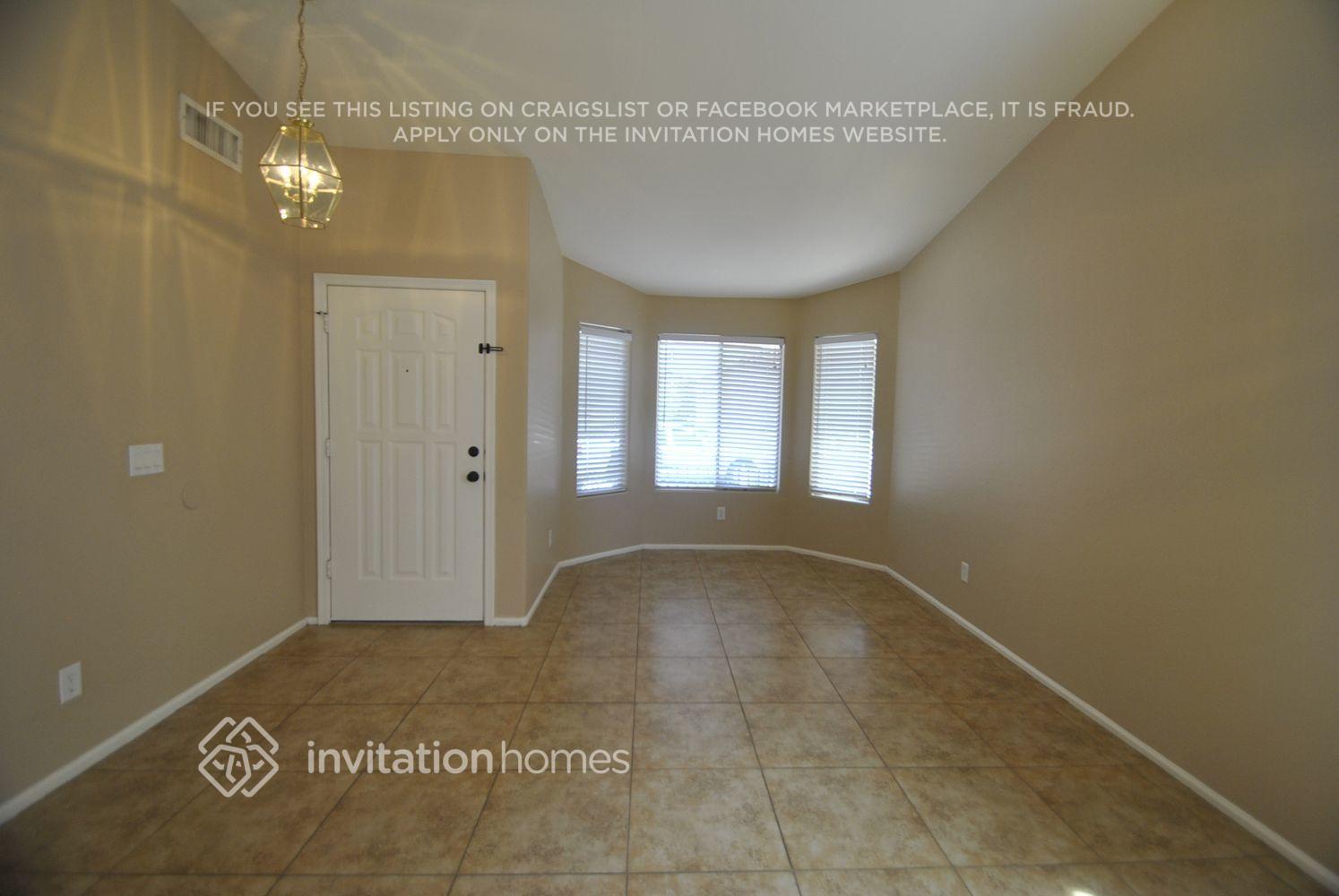 Building Photo - 12437 W Windsor Blvd