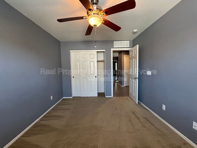 Building Photo - 2632 N 73rd Glen