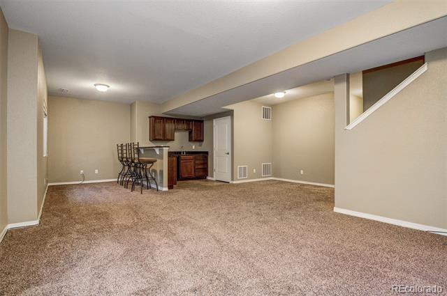 Building Photo - 884 Black Arrow Dr
