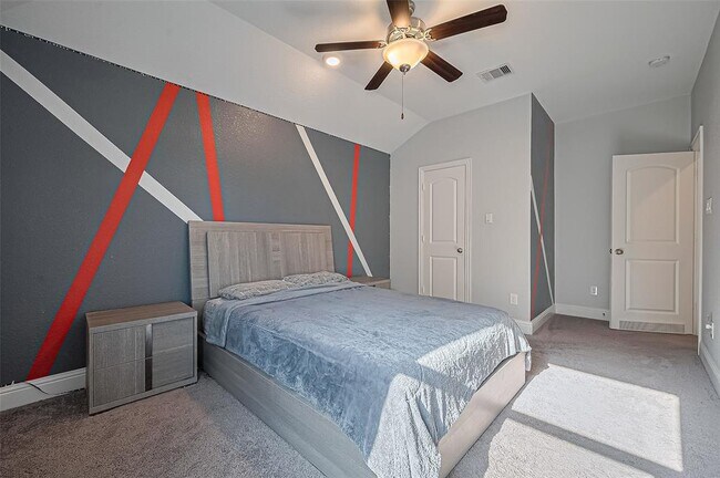 Building Photo - 16818 Calcots Dr