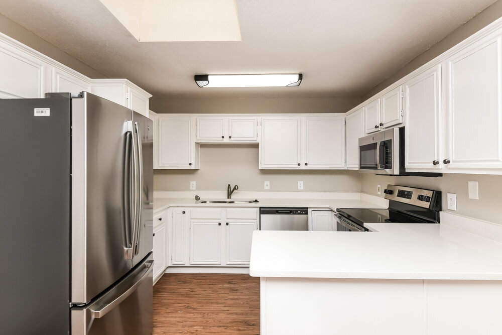 Building Photo - 415 Faircrest Dr