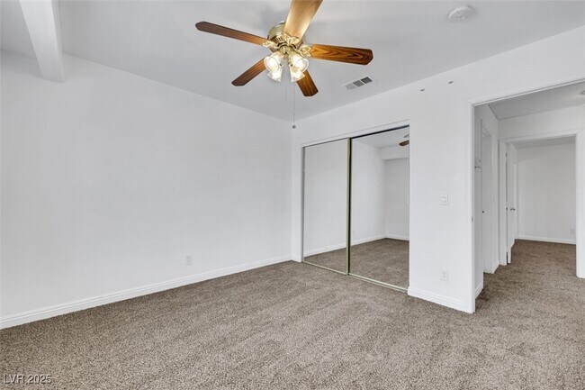 Building Photo - 2607 Peat Moss Ave