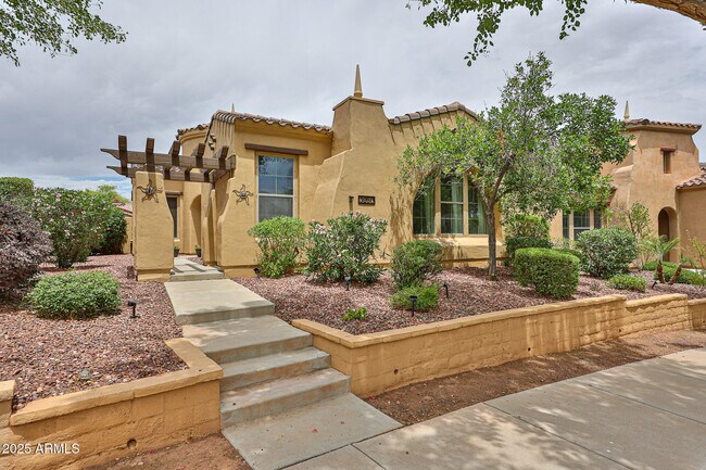 Building Photo - 3950 N Edith Way