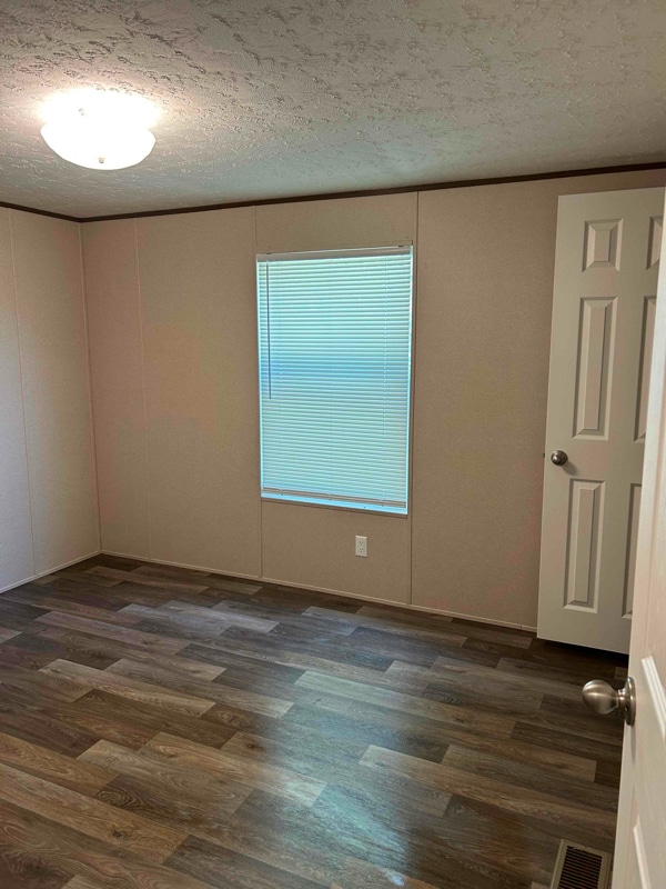 Building Photo - 2715 W McCrainie St