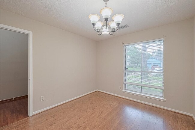 Building Photo - 6907 Yardley Dr