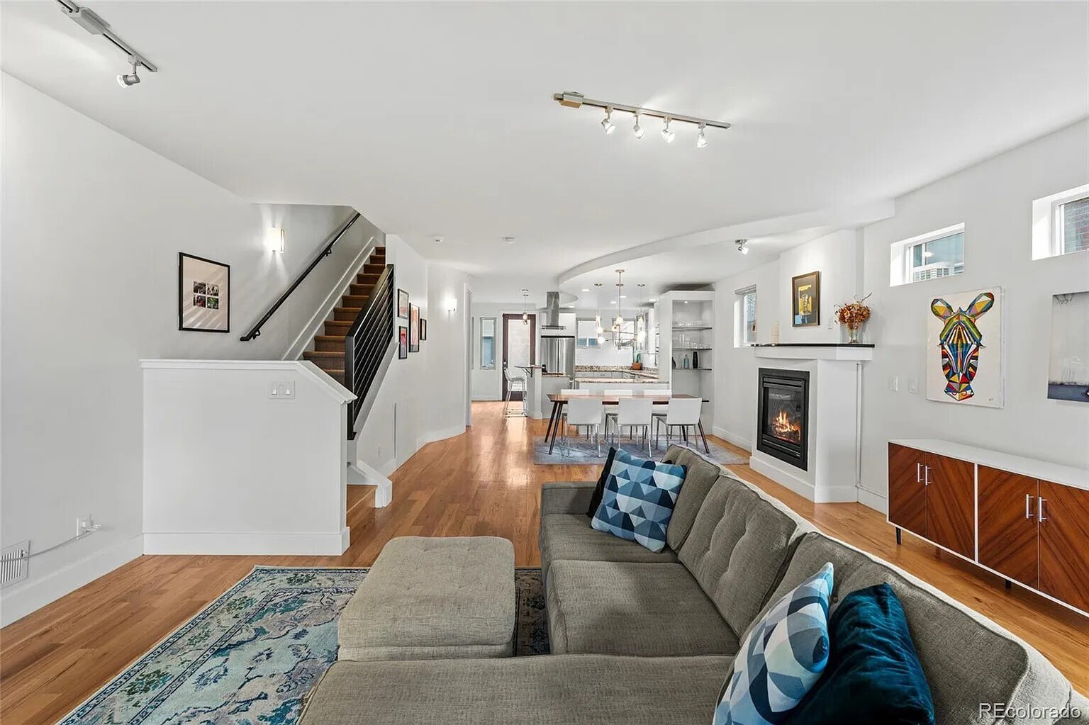 Building Photo - 4544 Utica St