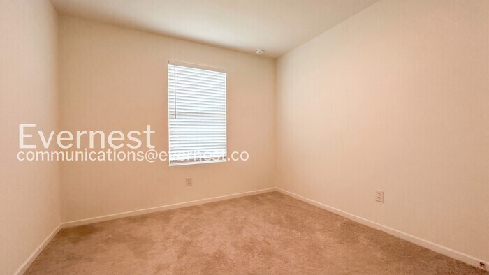 Building Photo - 113 Autumn Trl