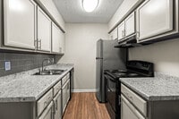 Interior Photo - 16Ten East