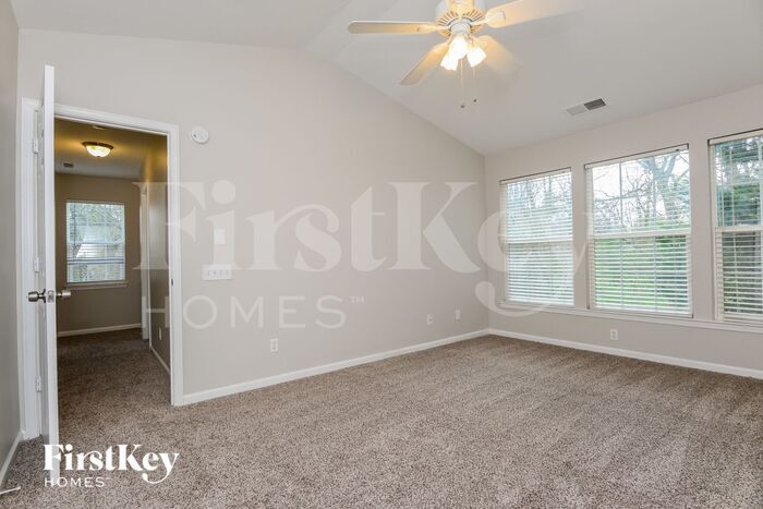 Building Photo - 14062 Dingess Rd