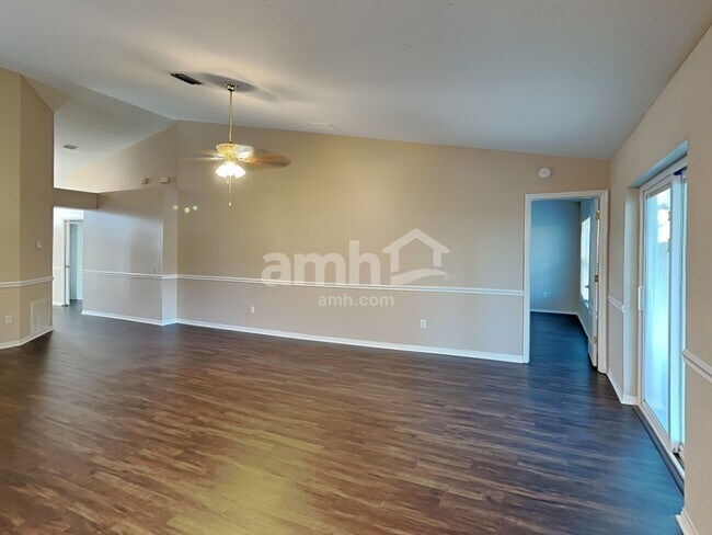 Building Photo - 10524 Walker Vista Dr