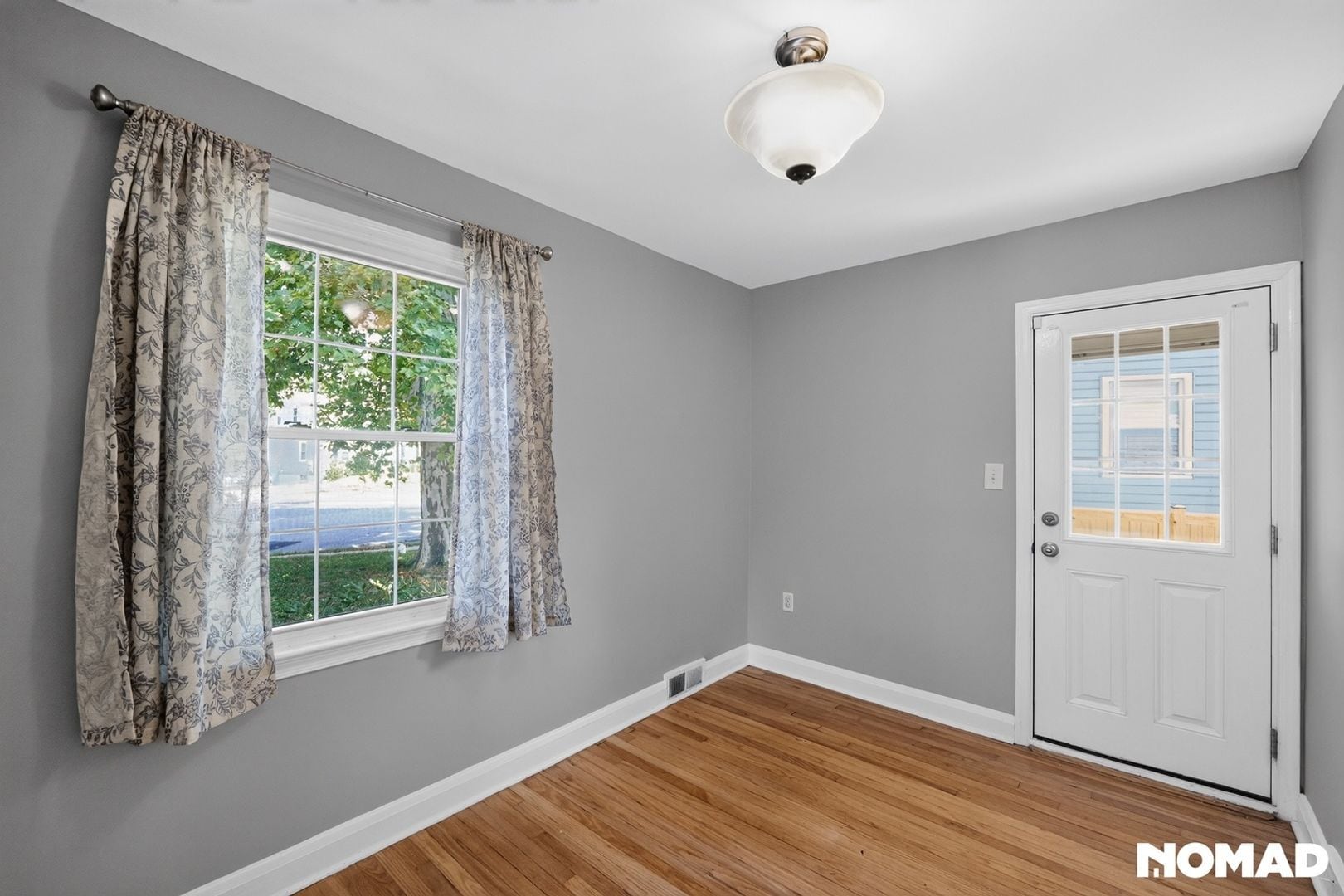 Building Photo - 442 Westshire Dr